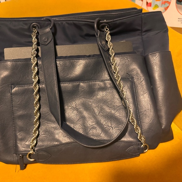 Beis “The Diaper Bag” in Navy - Picture 8 of 8